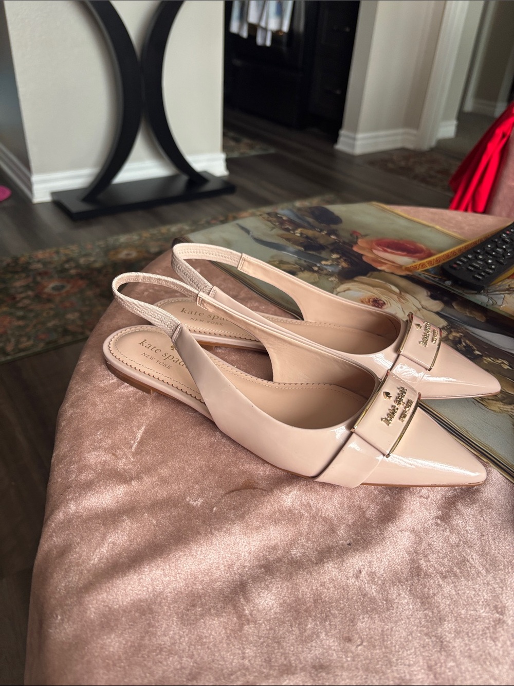 Cream shoes - Picture 3 of 4